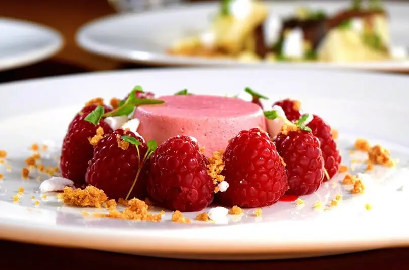 PANNA COTTA WITH BERRIES