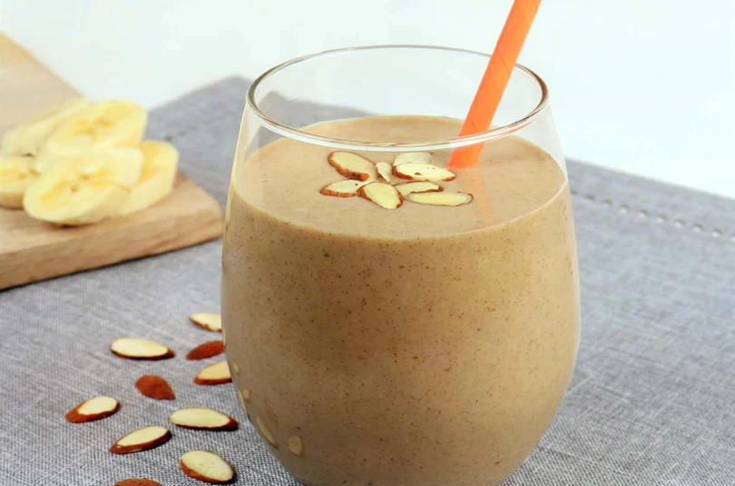 Banana Almond Smoothie